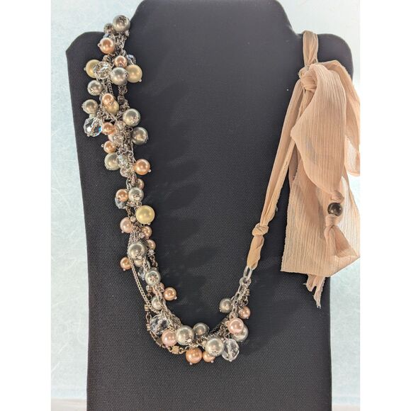 Jewel Kade Glamour Pearl Necklace - Picture 5 of 9